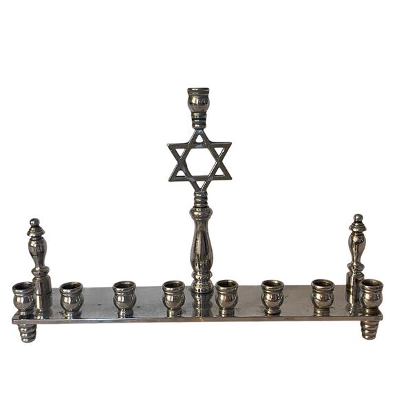 Hanukkah Silver Tone Metal Contemporary Menorah 🕎 Judaica  ✡️ Star of David - Picture 1 of 16